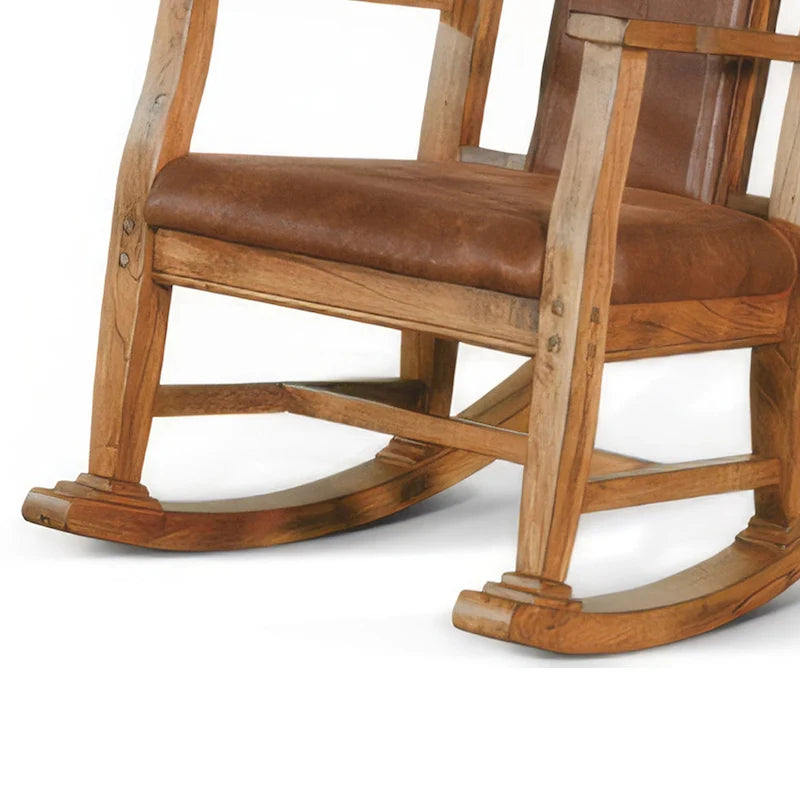 Fauteuil à bascule rustique en bois de chêne avec assise et dossier rembourrés en similicuir marron