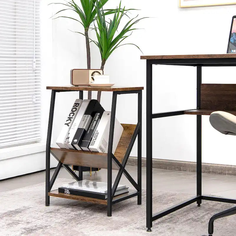 Table d'appoint industrielle rustique marron à 3 niveaux avec étagères de rangement et cadre en acier