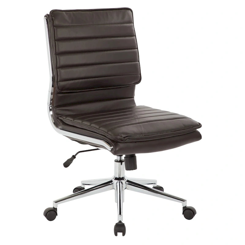 Chaise de bureau sans accoudoirs à dossier mi-hauteur en similicuir avec base pivotante chromée