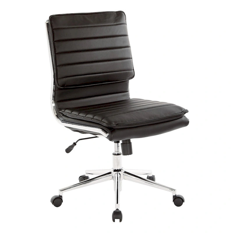 Chaise de bureau sans accoudoirs à dossier mi-hauteur en similicuir avec base pivotante chromée