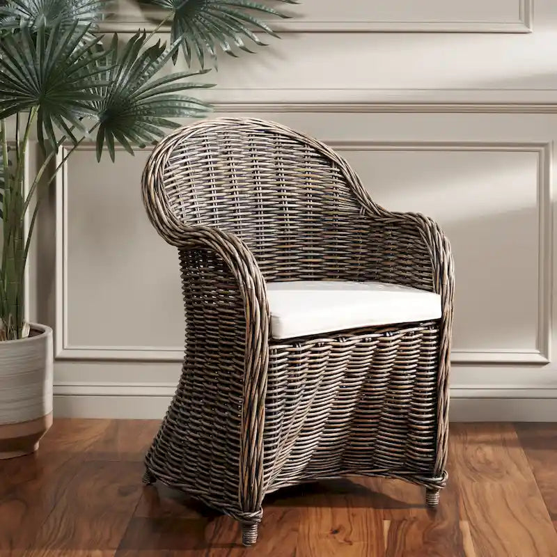 Fauteuil club en rotin naturel Kubu avec coussin, accent tressé jaune