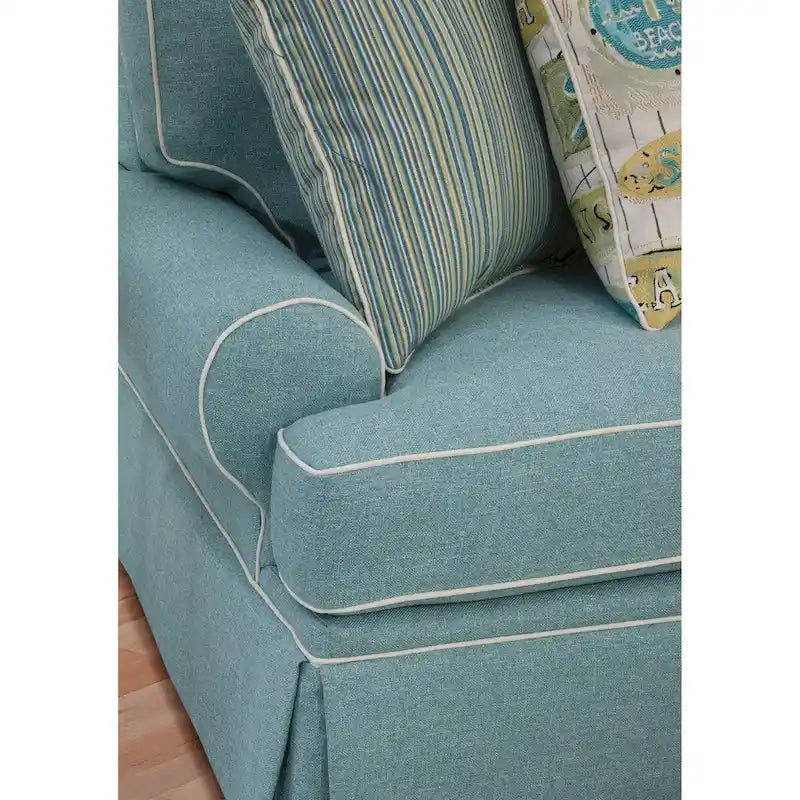Canapé rond Aqua Blue Coastal avec accoudoirs, jupe sur mesure et oreillers décoratifs